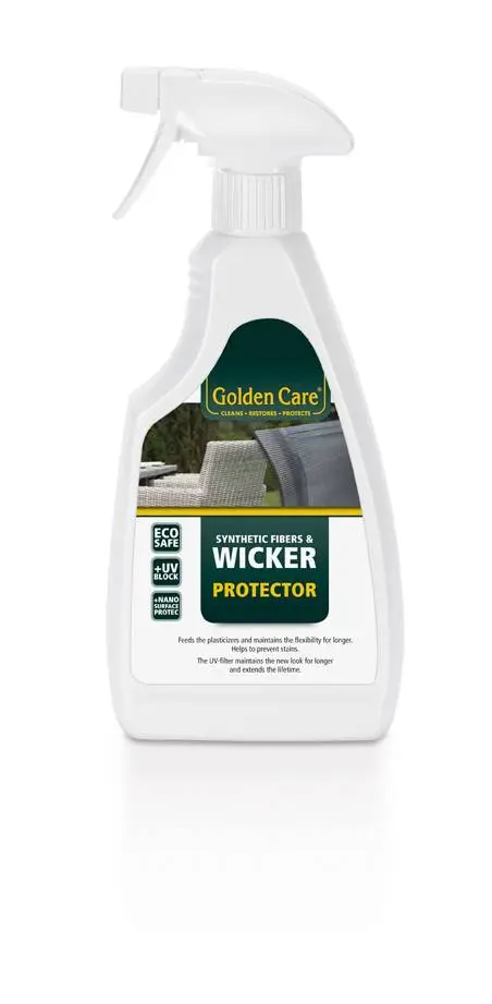 Wicker Protector 0.75lt marca GOLDEN CARE