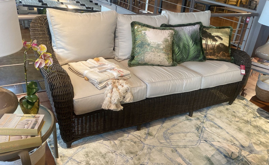 SOFA TRIPLE SEAPORT FIBRA CAFÉ COJIN BEIGE