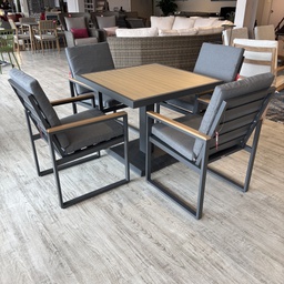 [BL7571] SET COMEDOR CUADRADO 4 SILLAS CON BRAZOS  HAI24C158A-KD-C